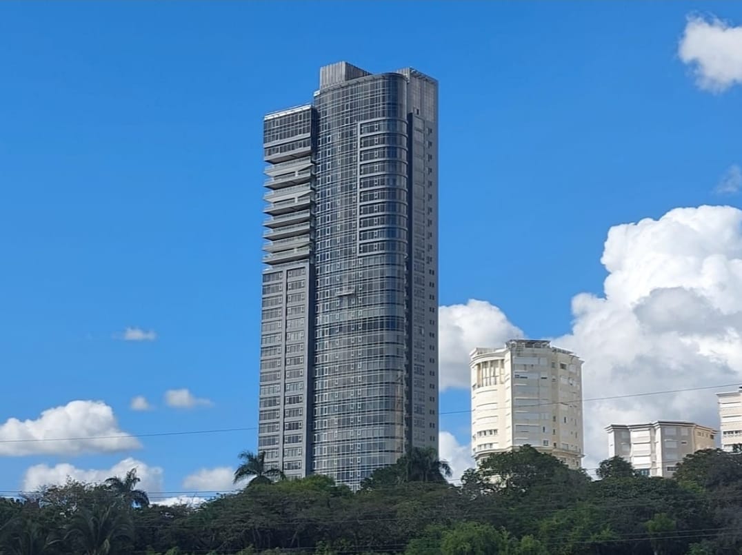 apartamentos - ALQUILO APART. AMUEBLADO PROXIMO AL MIRADOR SUR 3