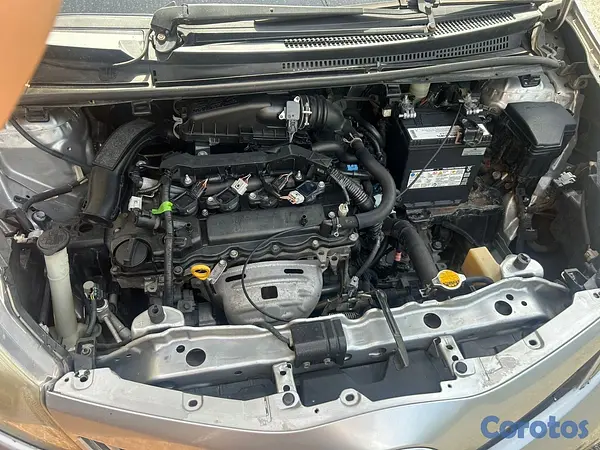 carros - Toyota vitz 2013 4 cilindros 1