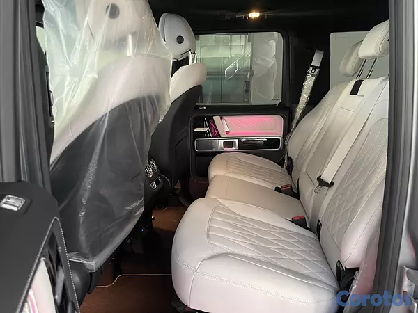 jeepetas y camionetas - Mercedes-Benz Clase G 63 AMG 2026 8