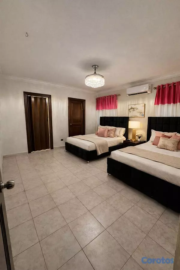 casas - VENDO casa en Altos de Arroyo Hondo III - Cerca de 3