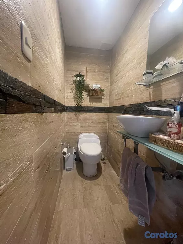 apartamentos - vendo mirador norte piso 4 sin ascensor tres habitaciones 2.5 baños balcón tipo  10