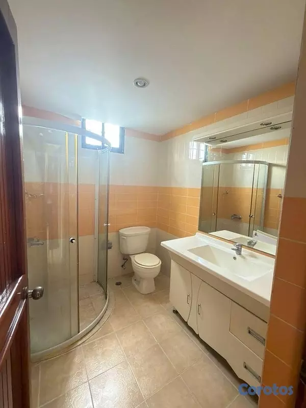 casas - vendo casa amplia de 3 habitaciones en vista hermosa  13