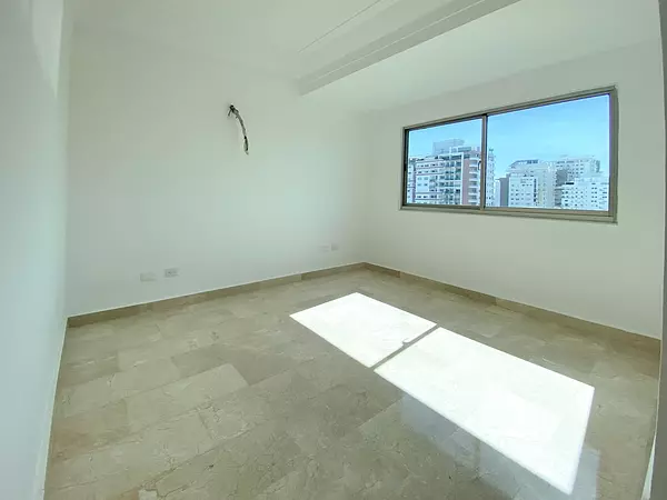apartamentos - Tercer piso Urb. Real, Distrito Nacional  4