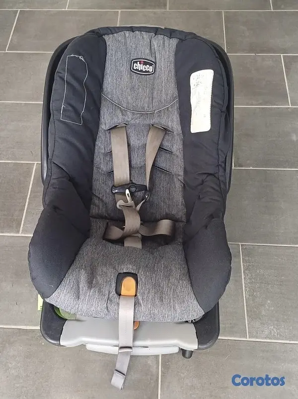 coches y sillas - Silla de bebé con base y coche  5