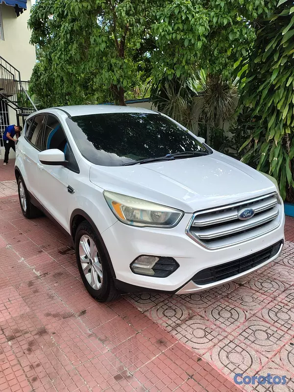 jeepetas y camionetas - Ford Escape 2014 5