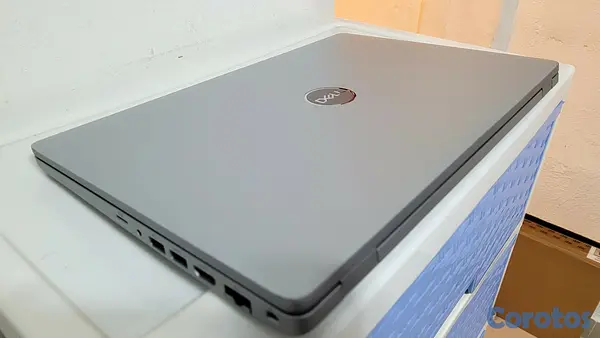 computadoras y laptops - Dell Presicion 17 Pulg Core i7 10th Gen Ram 16gb Video Nvidea 2GB Dedicada 3