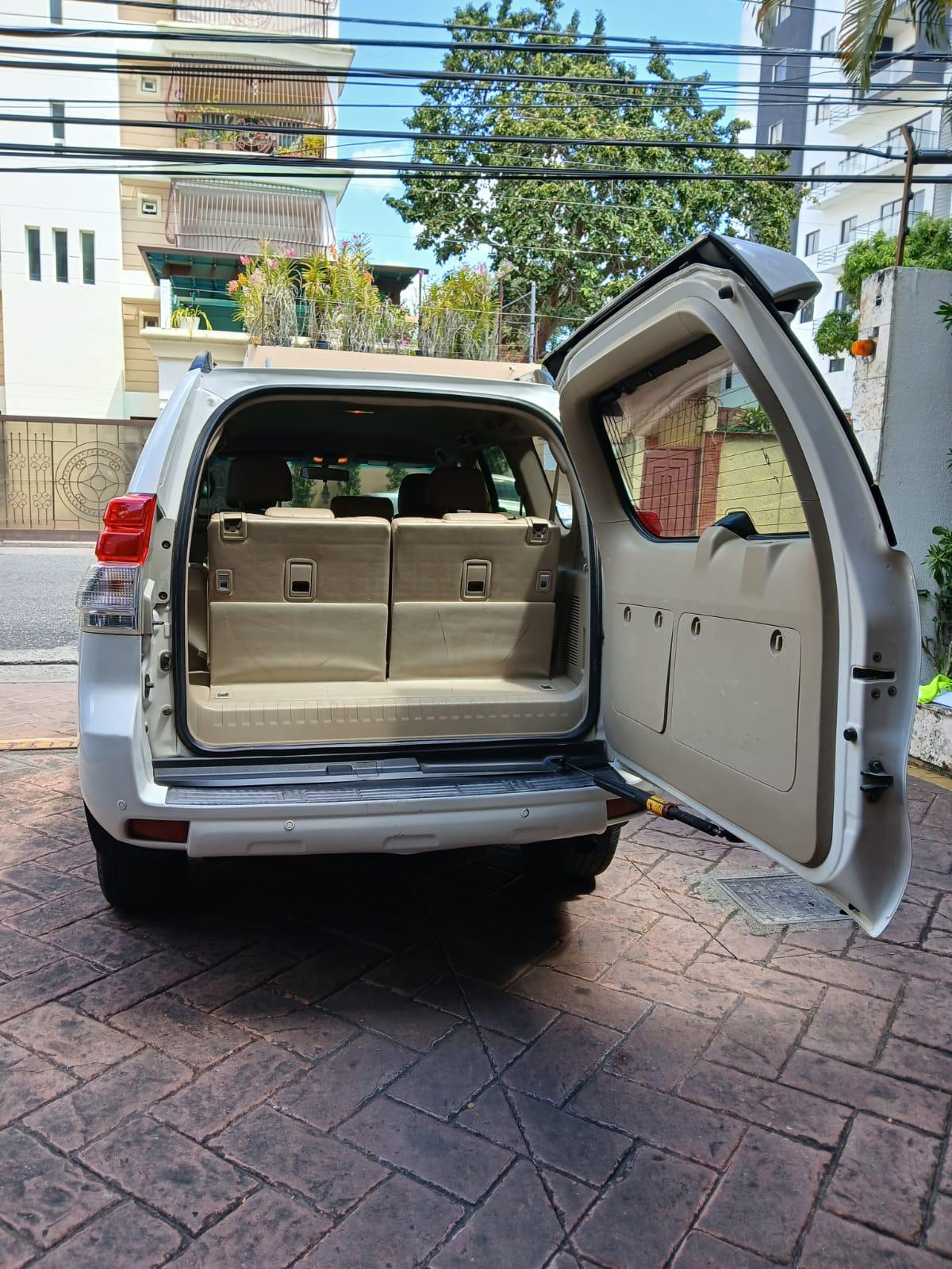 jeepetas y camionetas - Toyota land cruicer prado 2010 3