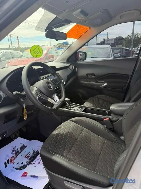 jeepetas y camionetas - Nissan Kicks SV 2021
 8