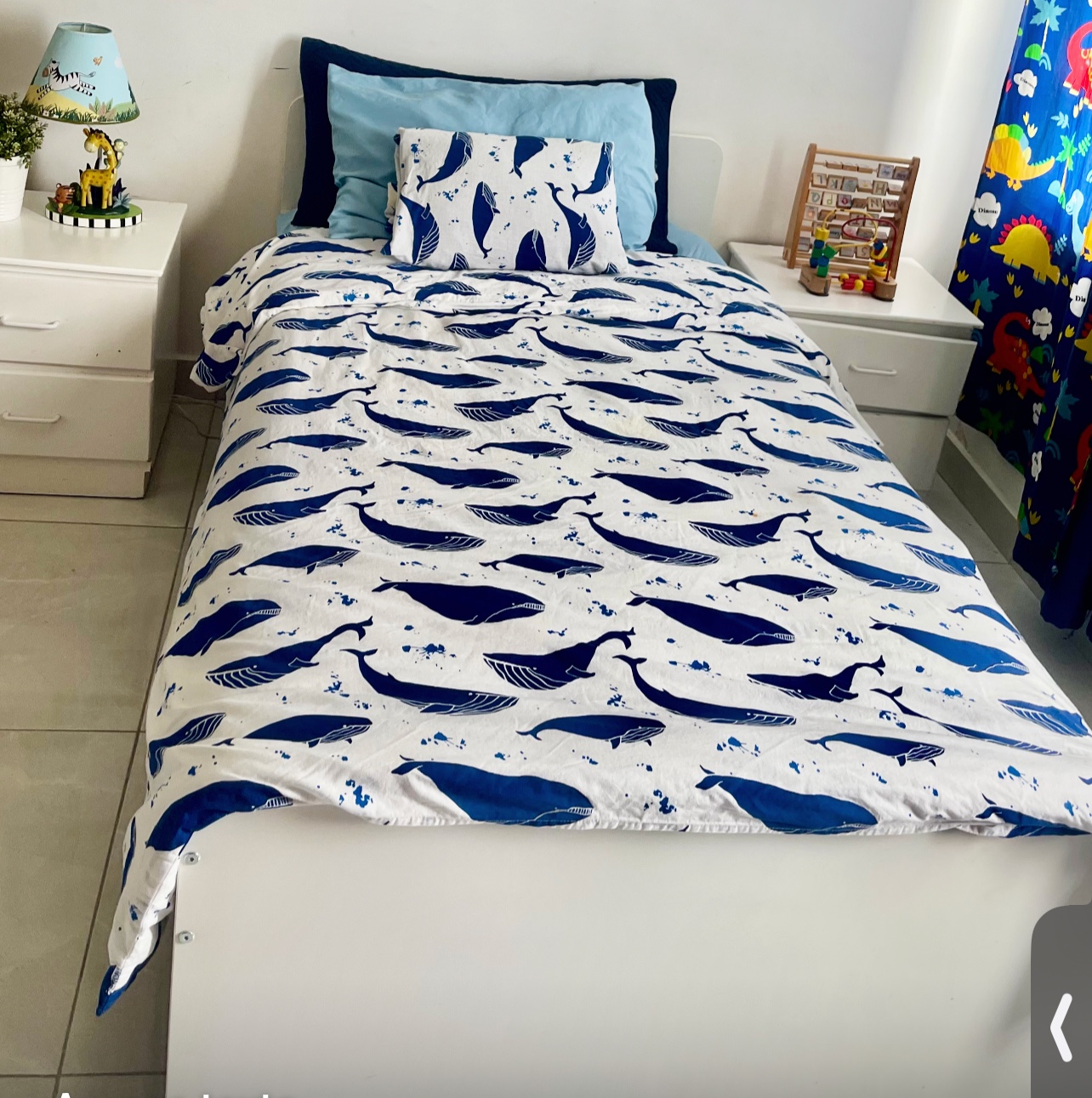 muebles y colchones - Cama Twin con accesorios ( sábanas , colchón , mesas de noche y cortinas )