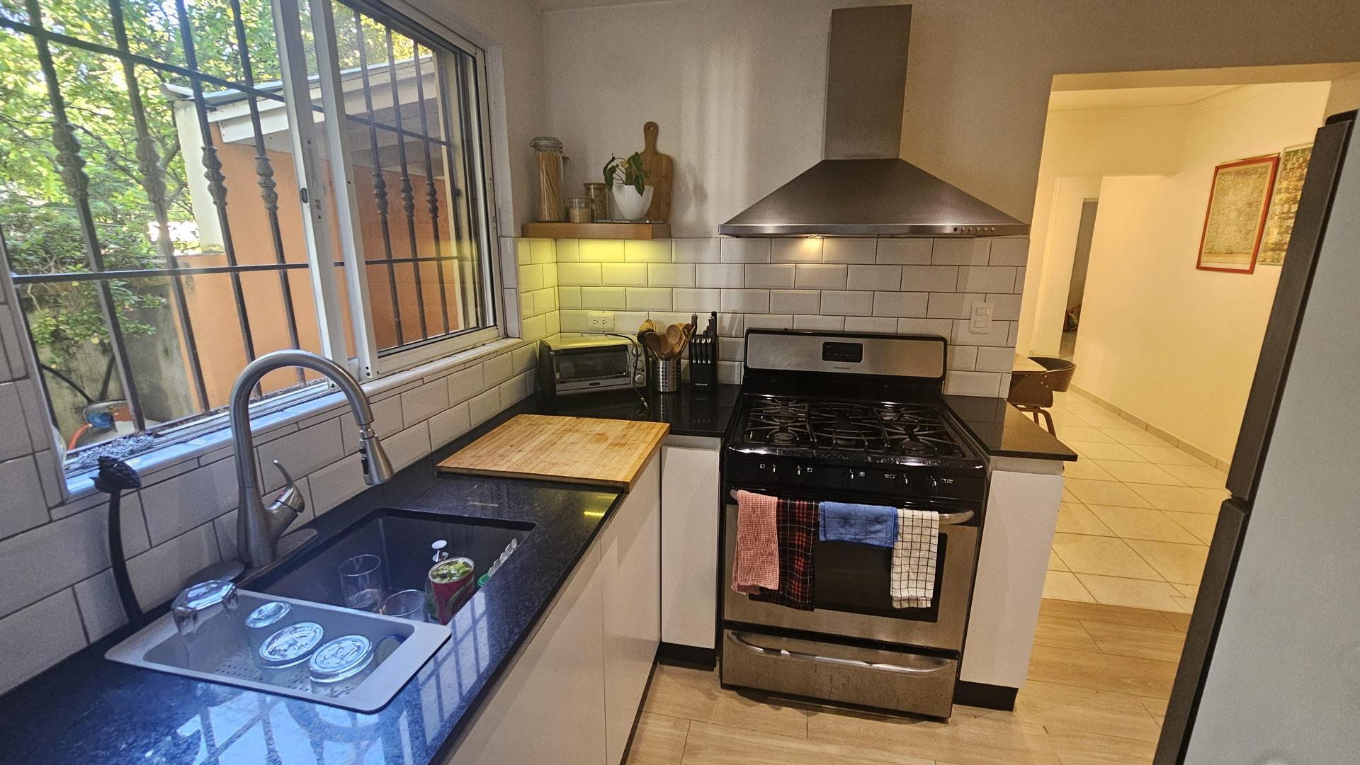 apartamentos - Apartamento en venta en Arroyo Hondo, a pocos metros de la rotonda del Nacional 7