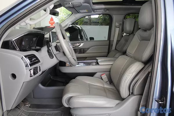 camiones y vehiculos pesados - Lincoln Navigator  7