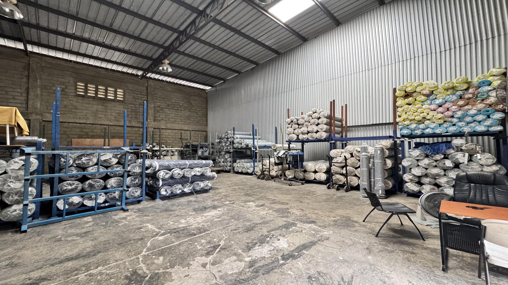 otros inmuebles - NAVE DE RENTA EN SANTIAGO LICEY PROXIMO A LA CIRCUNVALACION 4