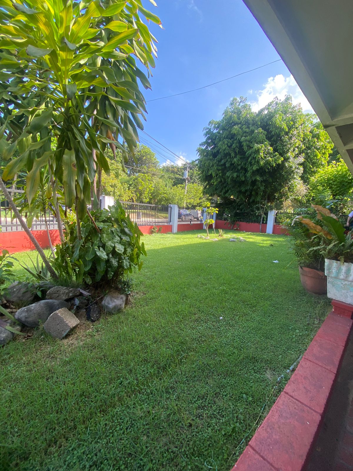 casas - Casa venta ideal para uso de ofic en Los Jardines 5