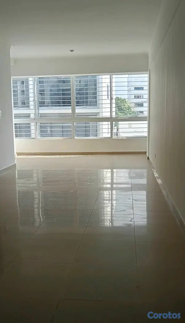 apartamentos - Oportunidad en Evaristo Morales  3