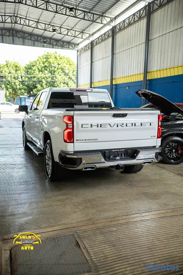 jeepetas y camionetas - Chevrolet Silverado LTZ Z71 4x4 Duramax 2023 Clean Carfax  4