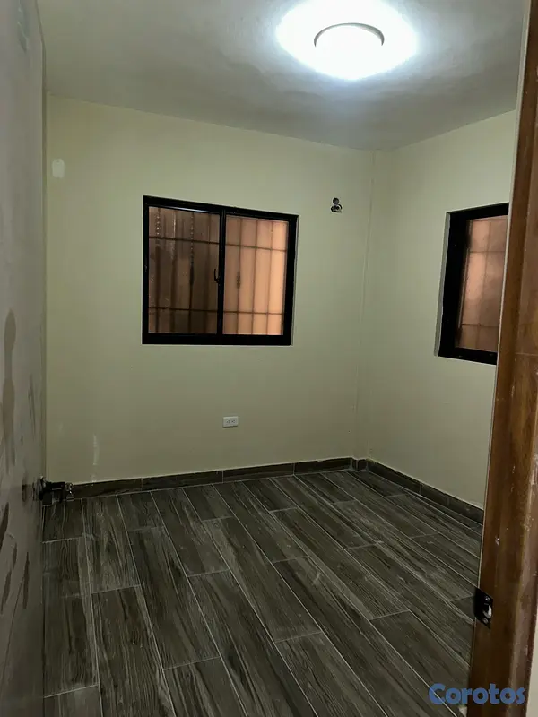 apartamentos - Dos habitaciones 30 de mayo no parqueo 11