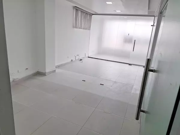 oficinas y locales comerciales - oficina comercial en Arroyo hondo 4