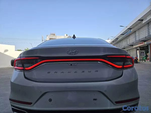 carros - HYUNDAI GRANDEUR 2018 GRIS 3