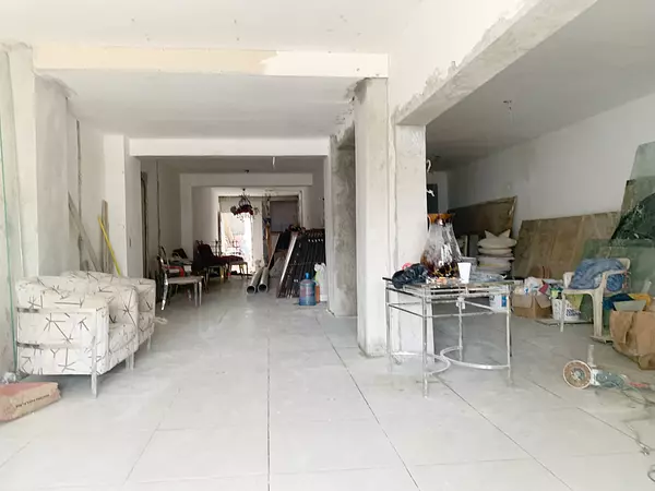 oficinas y locales comerciales - Local en los Prados  6