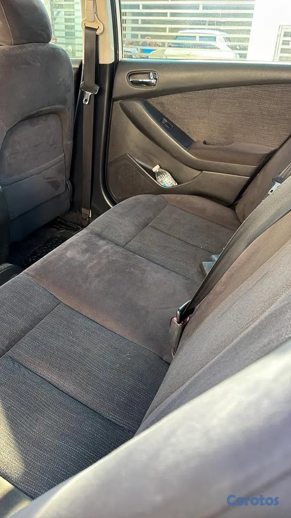 carros - Vendo Nissan Altima 2011 en excelentes condiciones 2
