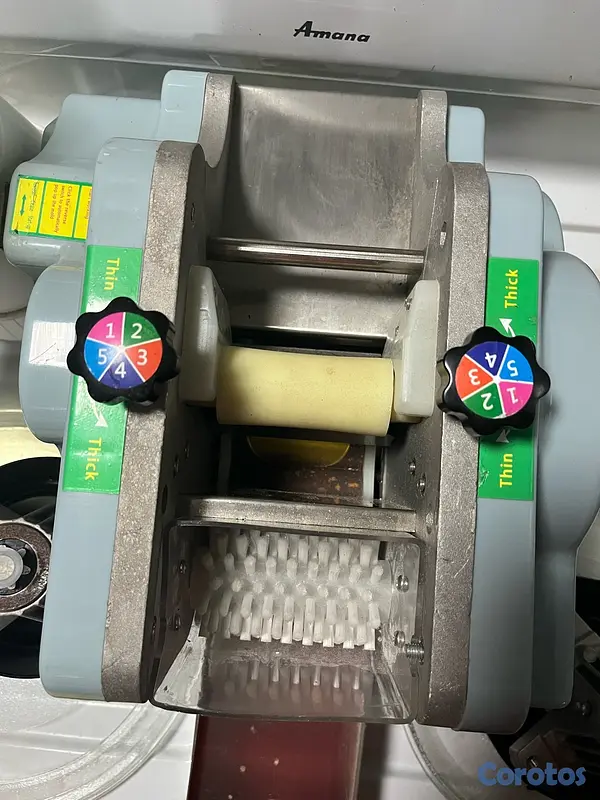 equipos profesionales - Máquina Automática para Empanadas y Dumplings 5
