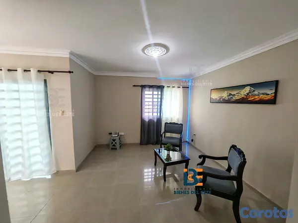 apartamentos - SE VENDE Apartamento con Tres Habitaciones y tres  7