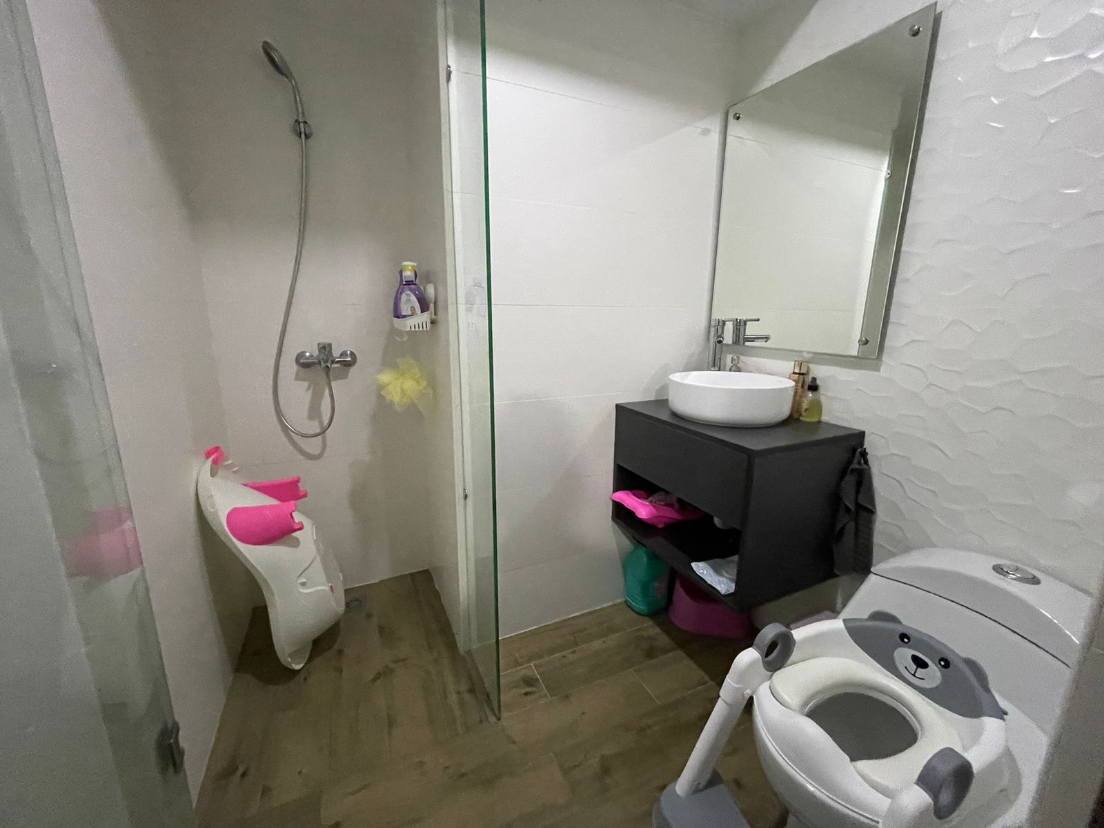 apartamentos - Vendo naco dos hab dos parqueos 2.5 baños balcón  6