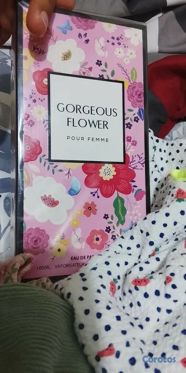 salud y belleza - Vendo perfume nuevo en su caja.  3