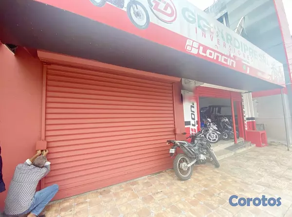 oficinas y locales comerciales - se alquila local  4