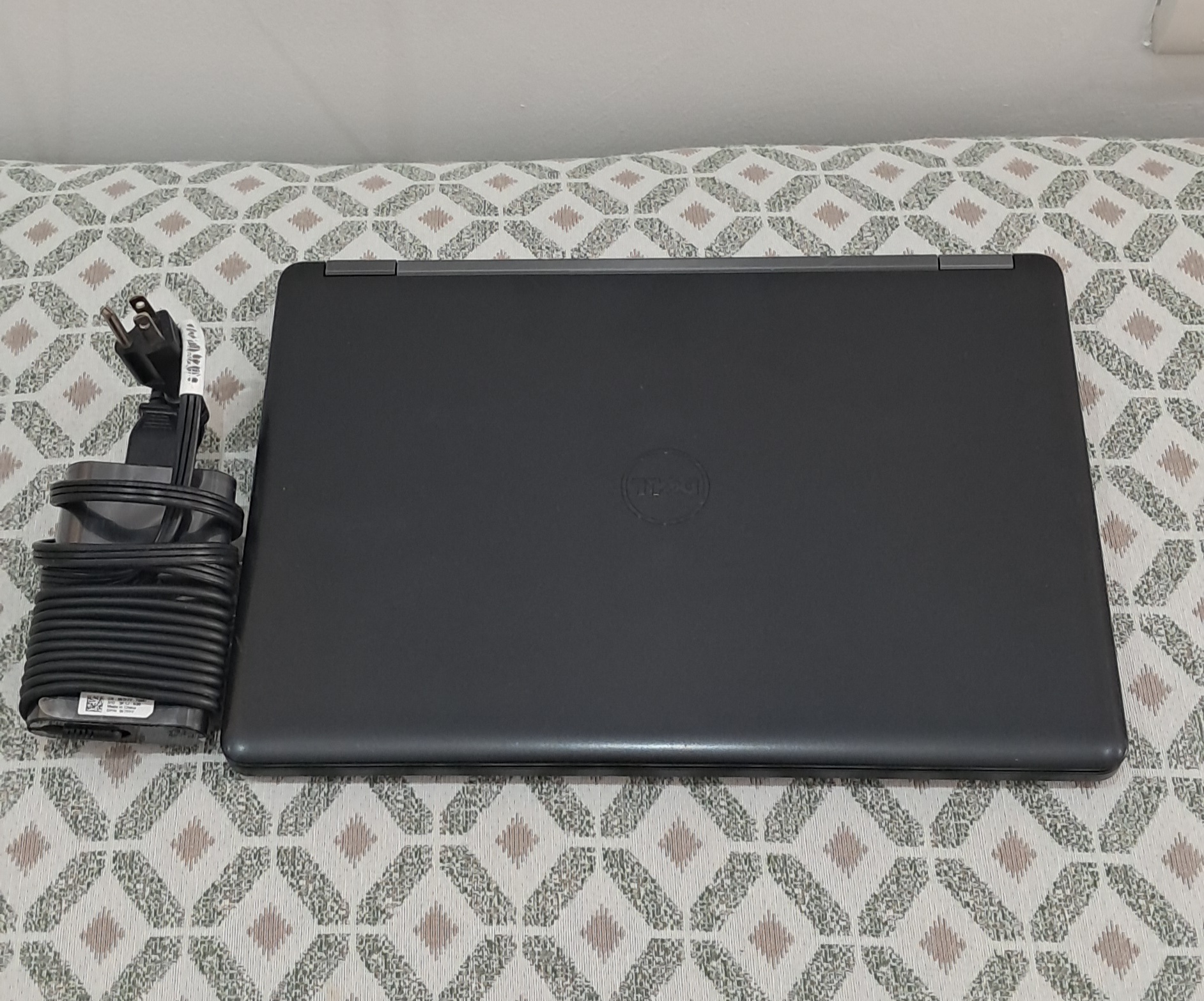 computadoras y laptops - Laptop Dell i5 E5450 128GB SSD 8GB Ram