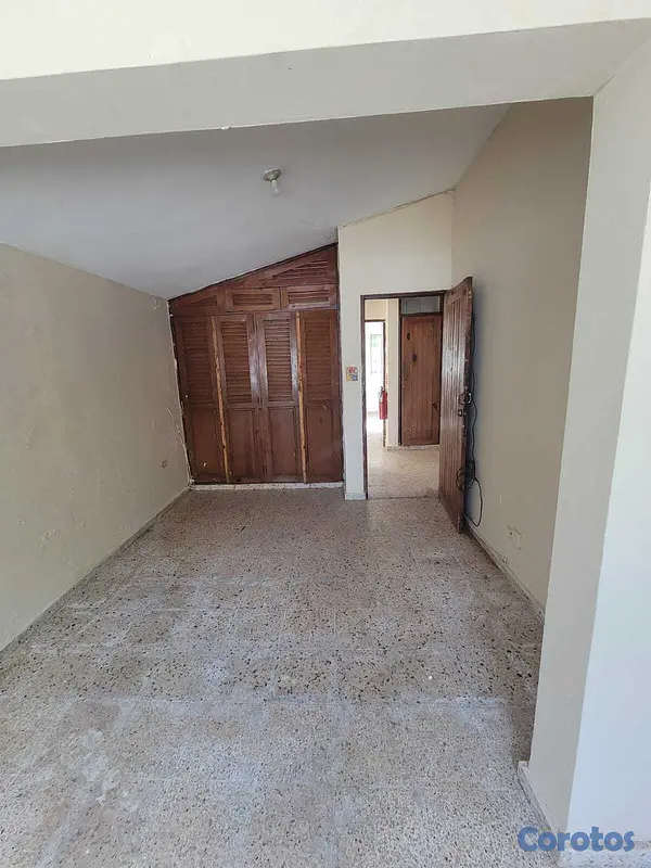 oficinas y locales comerciales - Local Comercial en Alquiler de 112 Metros en 2do P 2