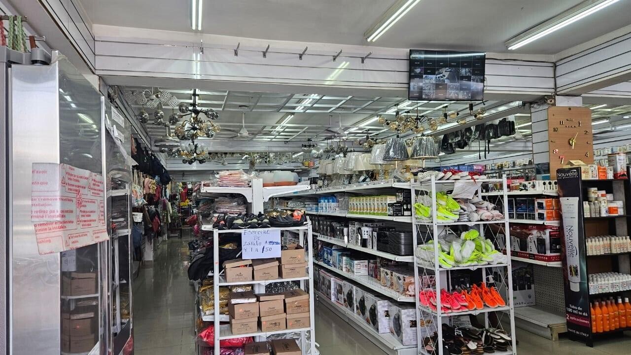 oficinas y locales comerciales - Edificio en Alquiler 6