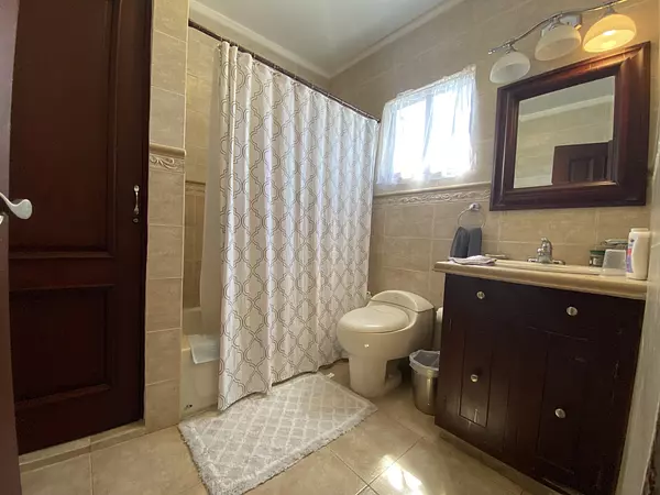 apartamentos - Vendo apartamento amplio en Los Cacicazgo  10