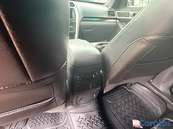 jeepetas y camionetas - Ford Explorer 2013 7