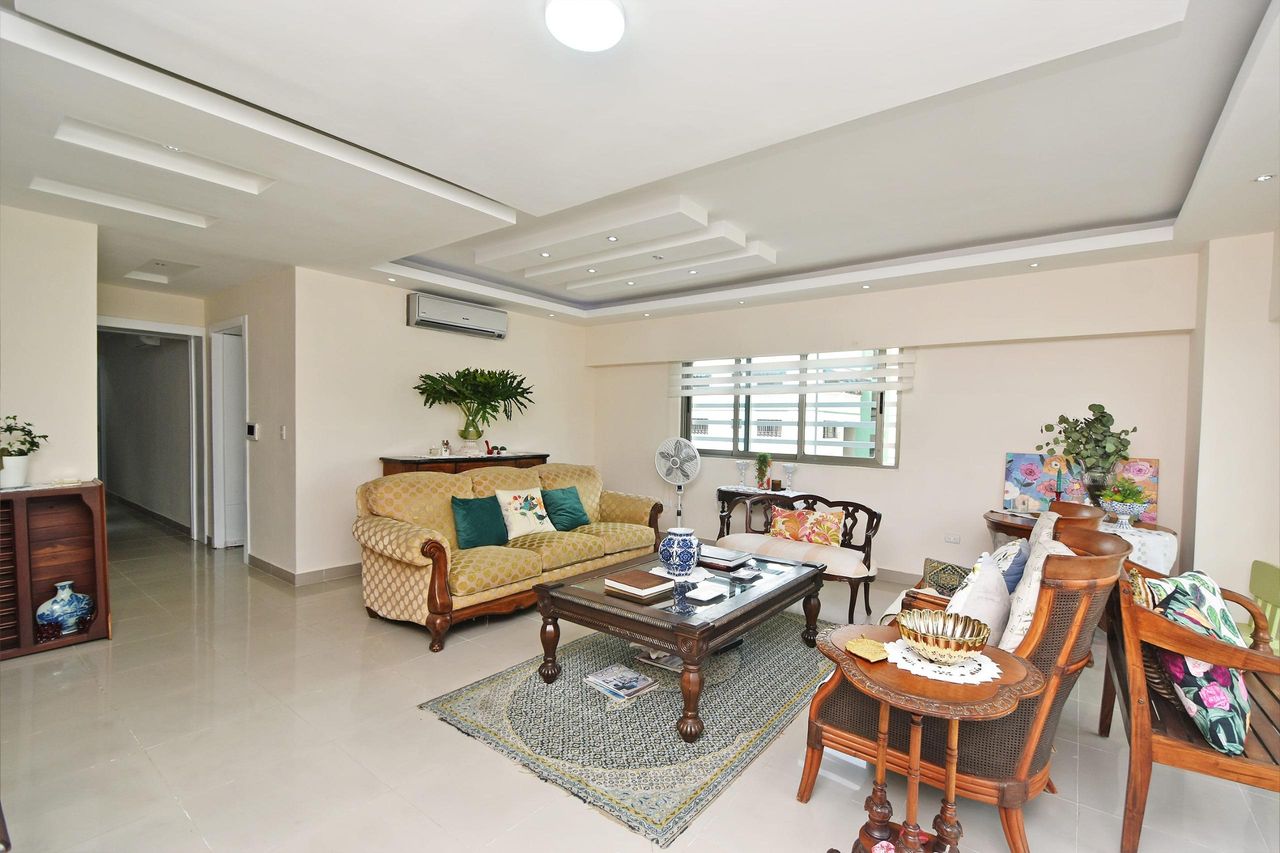 apartamentos - Espacioso apto en torre familiar en la mejor zona 