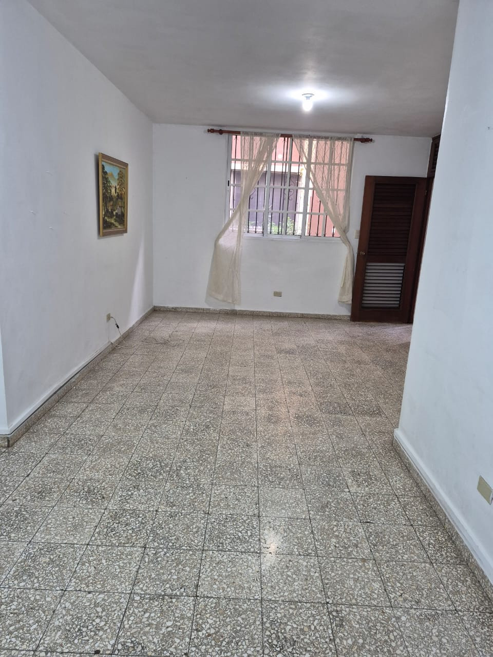 apartamentos - Apartamento en Venta en la Urbanización Fernandez 2H, 2B, 1P, 1re Nivel 6