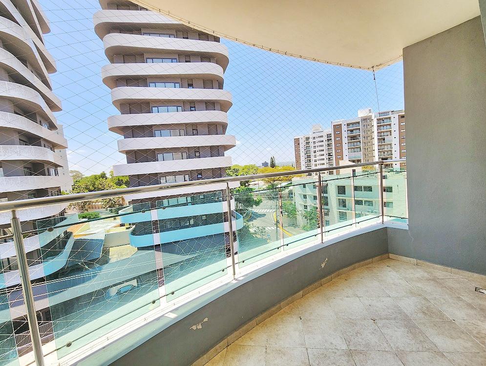 apartamentos - ESPACIOSO APARTAMENTO ASCENSOR Y PARQUEOS TECHADOS LA TRINITARIA SANTIAGO 2