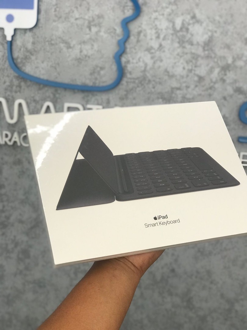 accesorios para electronica - SMART KEYBOARD FOLIO SELLADOS