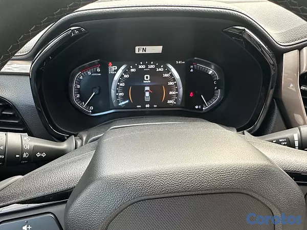 jeepetas y camionetas - Isuzu D-Max 2027  10