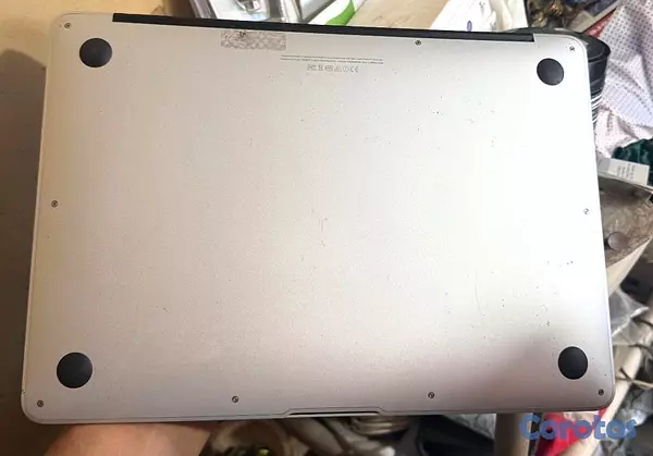computadoras y laptops - MacBook Air 2015 i7 13pulg ssd m2 de 500gb 8gb ram 3