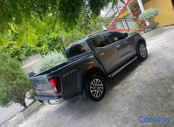 jeepetas y camionetas - Nissan Frontier 2018 3