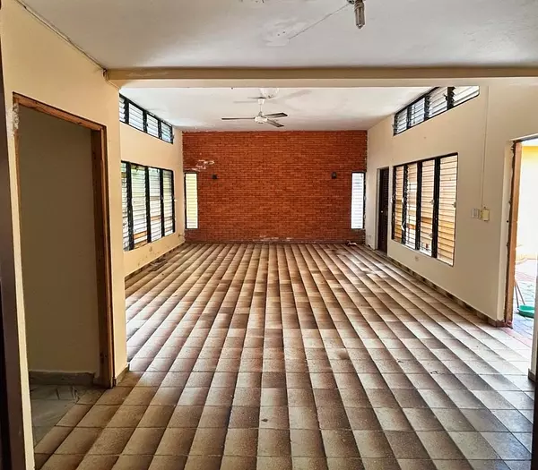 casas - Propiedad comercial  5