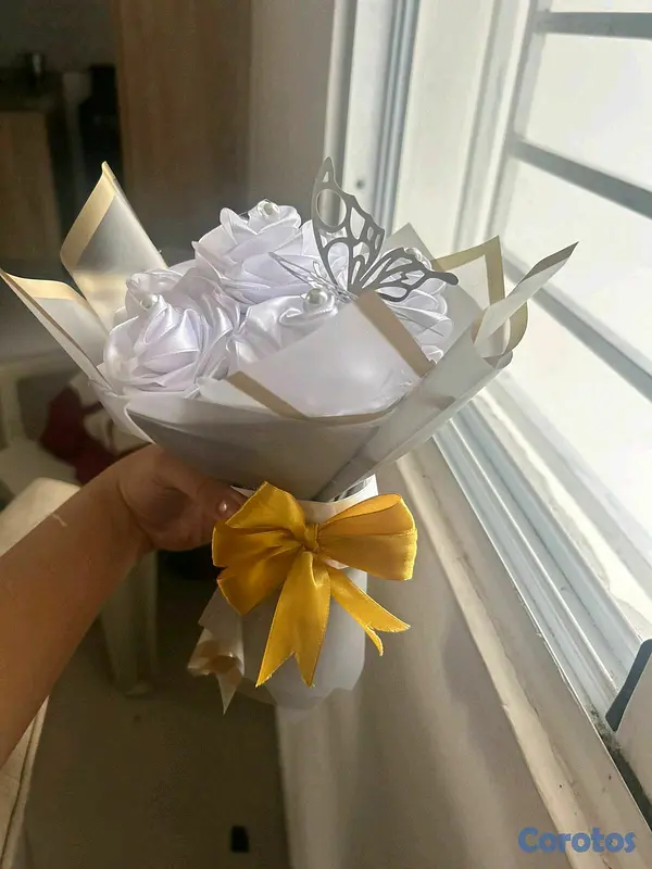 joyas, relojes y accesorios - Ramo de rosas eternas 4