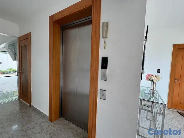 apartamentos - Apartamento En Venta, 6to Piso, Terraza Privada, P 10