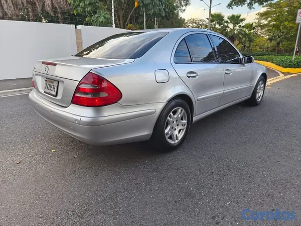 carros - Mercedes Benz Clase E 240 5