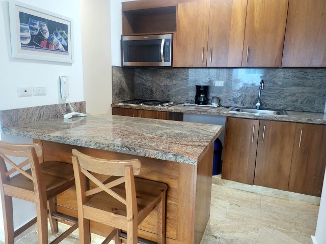 apartamentos - Belleza de apartamento con playa privada a 4 minutos del centro cabarete 1