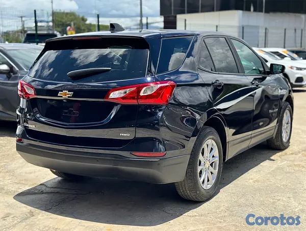 jeepetas y camionetas - Chevrolet Equinox 2020 LS AWD   5