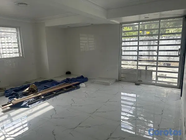 casas - Vendo Casa en Arroyo Hondo, Santo Domingo Distrito Nacional  4
