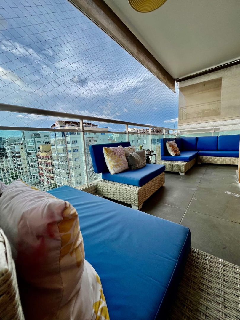 apartamentos - Vendo urbanización real dos habitaciones 2.5 baños dos parqueos balcón tipo terr 4