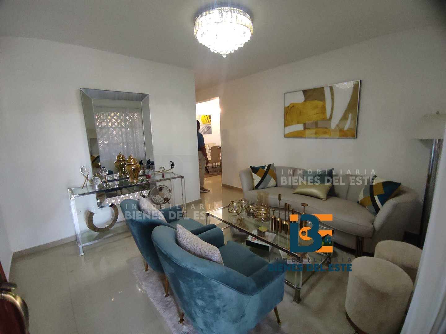 casas - Vendo Casa de 2 Niveles con Cinco Habitacione y Finos Detalles  1